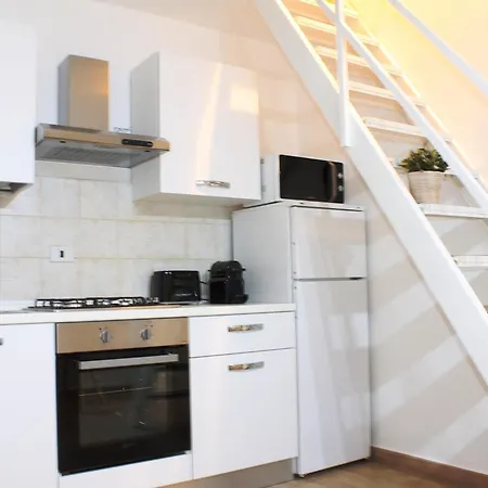 University Home * Μπάρι